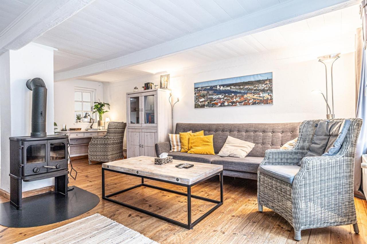 Fewo1846 - Kaete-Lassen-Huus - Uriges Haeuschen Auf 3 Ebenen Mit Dachterrasse Am Hafen Flensburg Exteriör bild